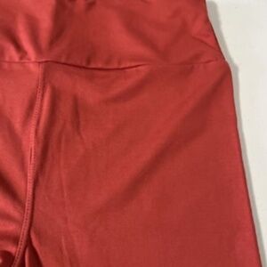 NWOT LULAROE RED LEGGINGS OS